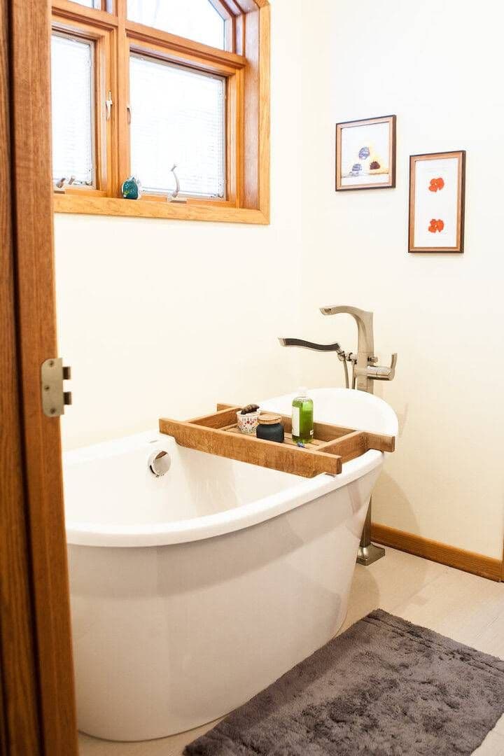 stand-alone bathtub