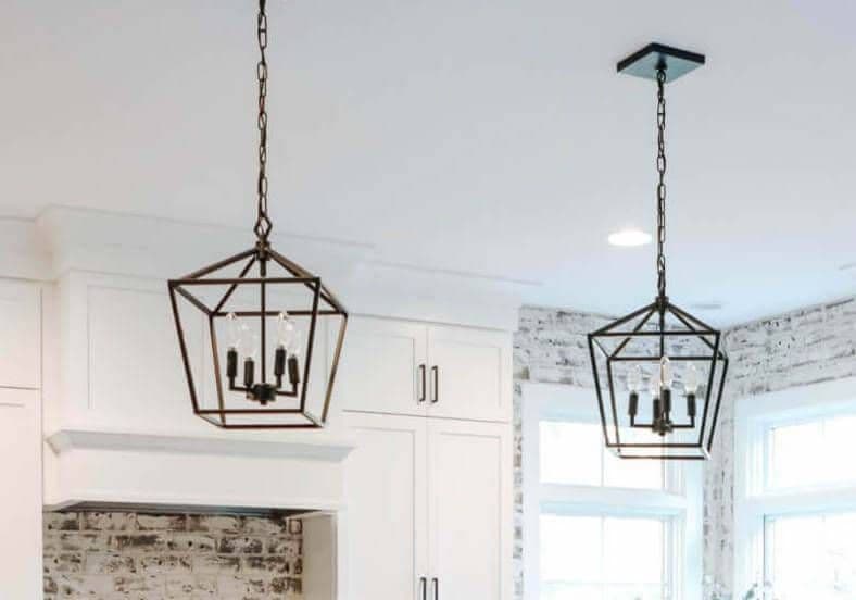 Lantern_Pendant_Lights.jpg